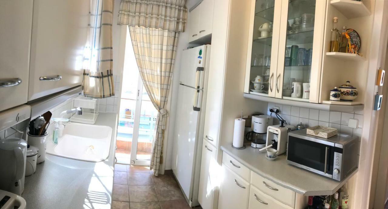 Kerry'S Cosy Apartment Vári Zewnętrze zdjęcie