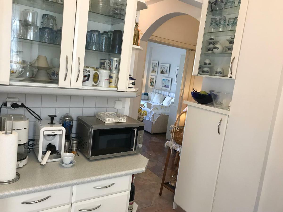 Kerry'S Cosy Apartment Vári Zewnętrze zdjęcie